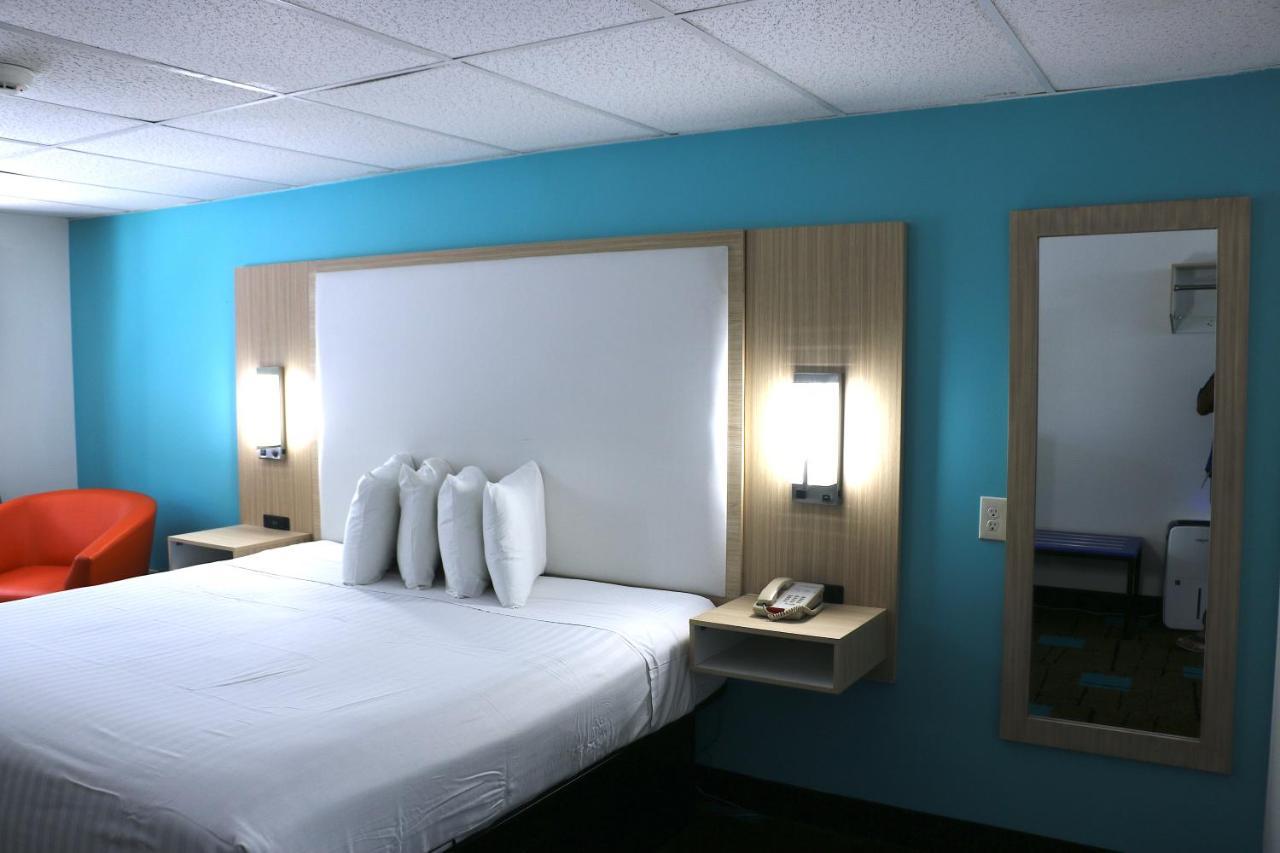 Howard Johnson By Wyndham West Yarmouth Cape Cod Esterno foto